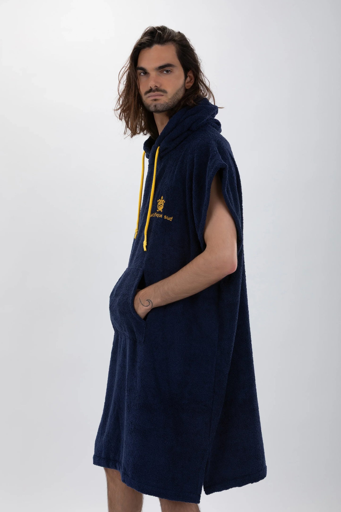 Poncho Surf Azul Grande sem Mangas — Algodão Artesanal Made in Portugal - Pacifique Sud | vista 8