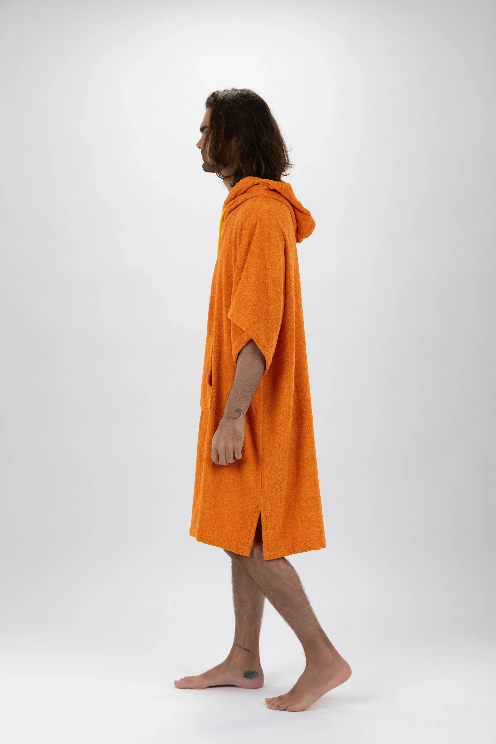 Poncho Laranja - Tamanho Único - Tencel - Com mangas Made in Portugal - Pacifique Sud | vista 10