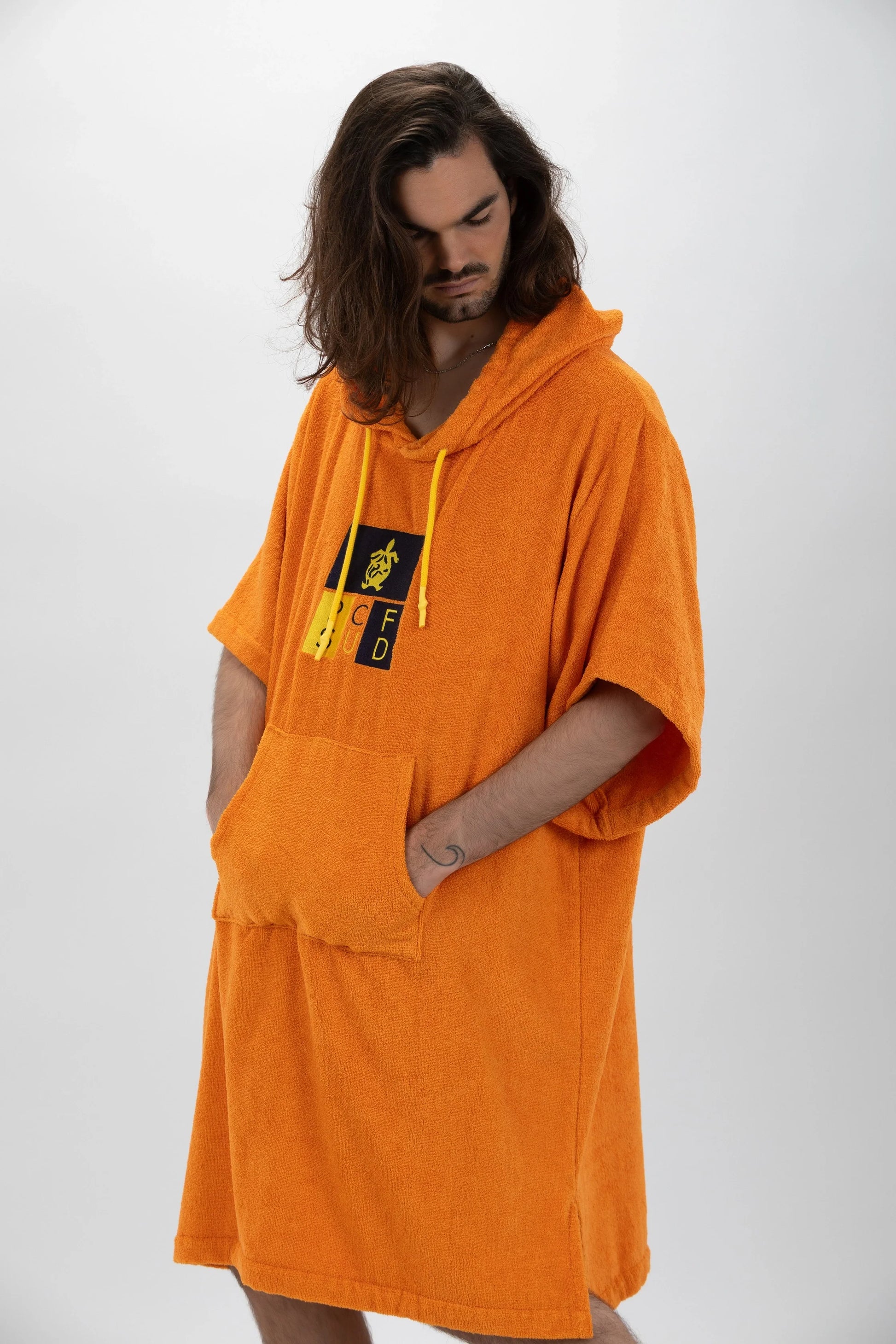 Poncho Laranja - Tamanho Único - Tencel - Com mangas Made in Portugal - Pacifique Sud | vista 15