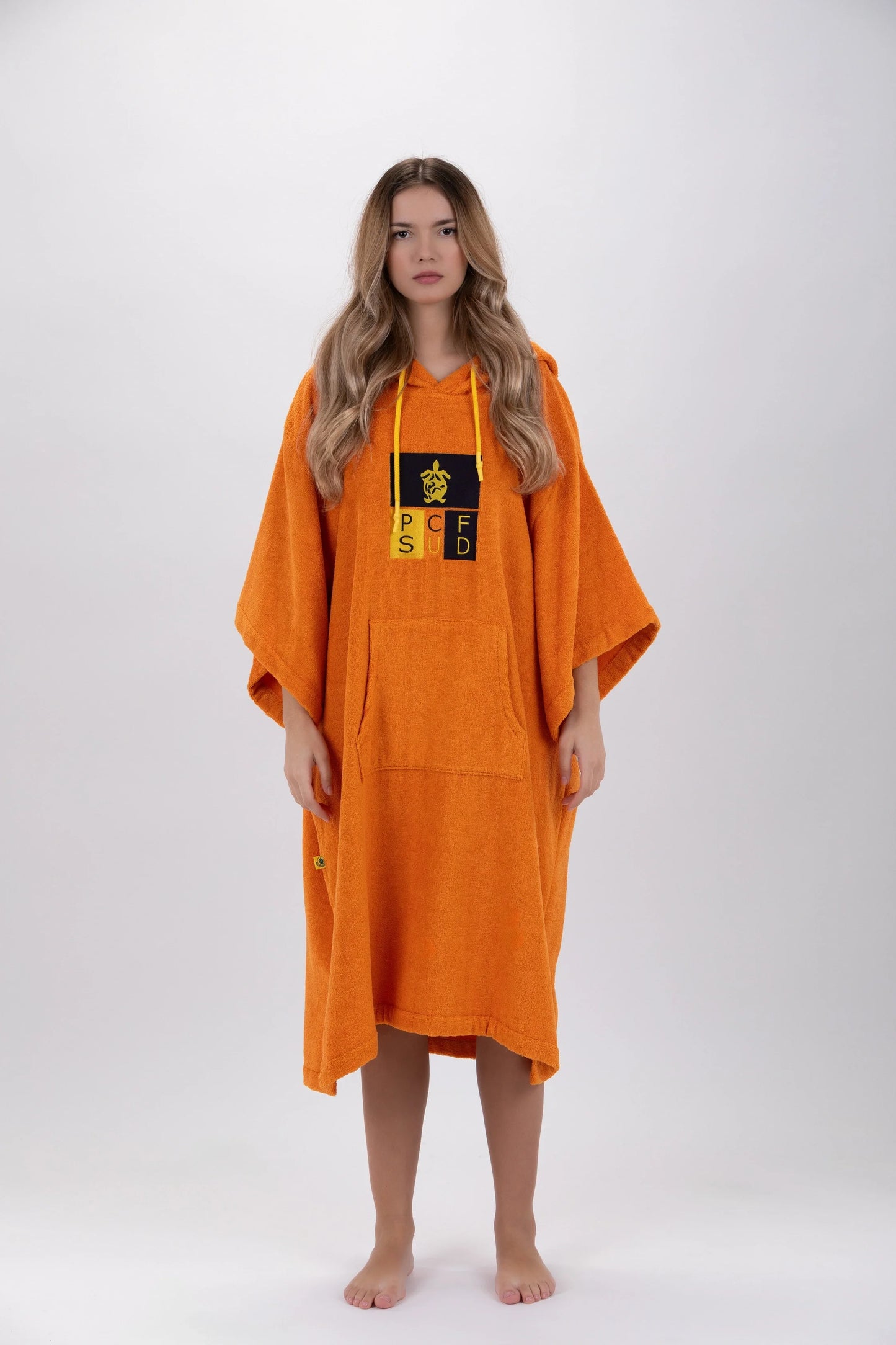 Poncho Laranja - Tamanho Único - Tencel - Com mangas Made in Portugal - Pacifique Sud | Poncho Surf