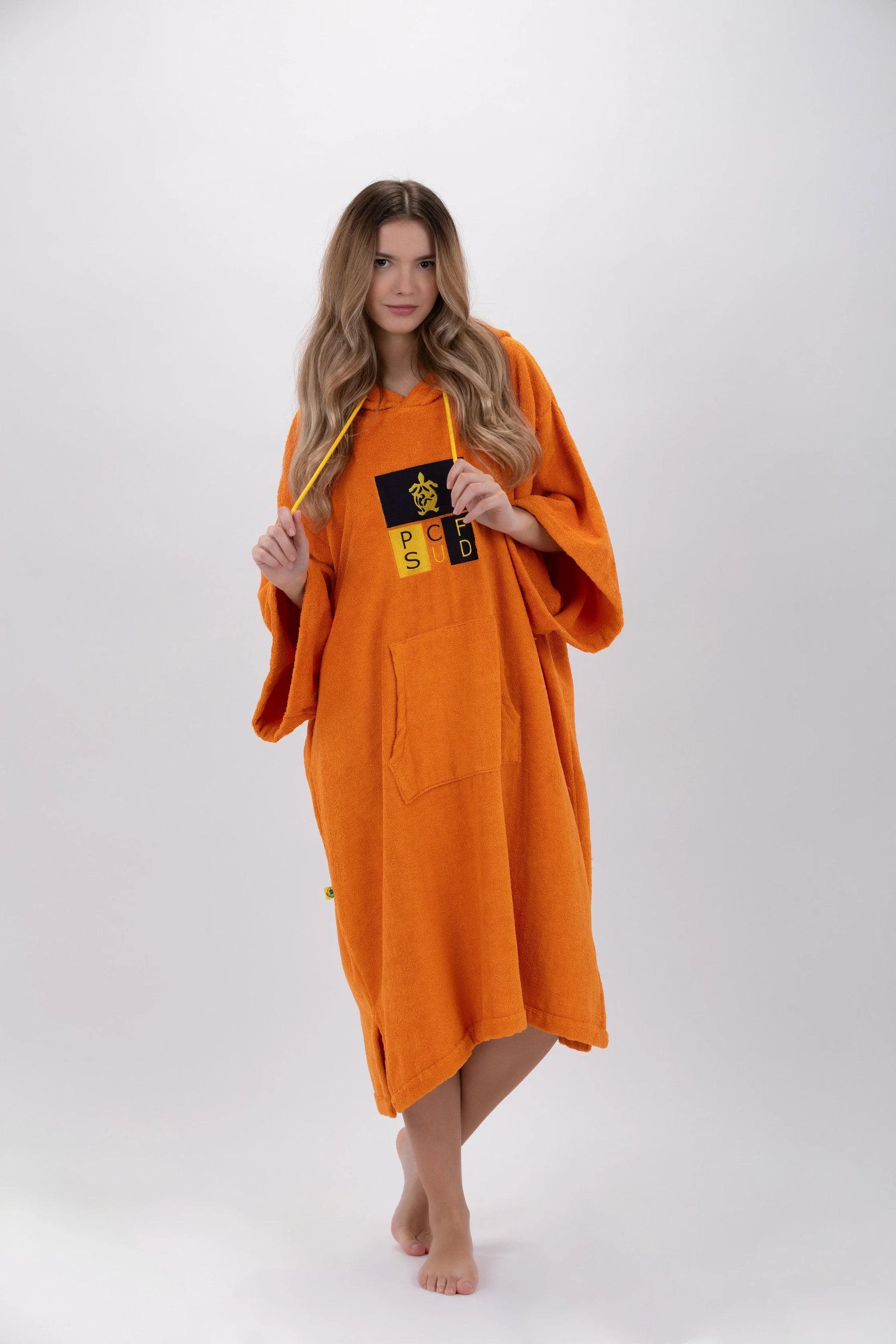Poncho Laranja - Tamanho Único - Tencel - Com mangas Made in Portugal - Pacifique Sud | vista 7