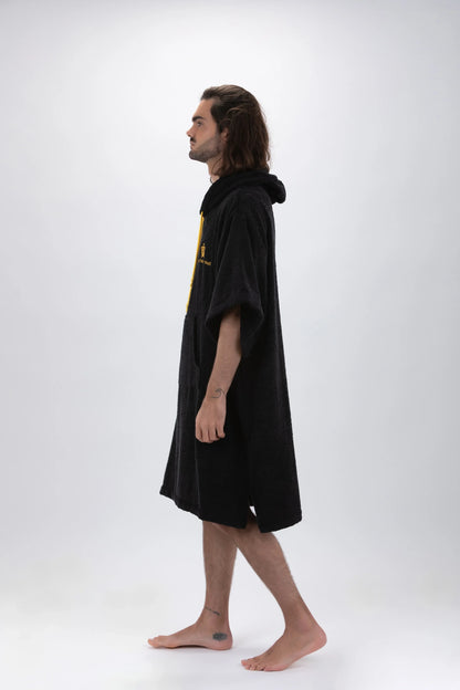 Poncho Preto - Tamanho Único - Tencel - Com mangas Made in Portugal - Pacifique Sud | vista 3