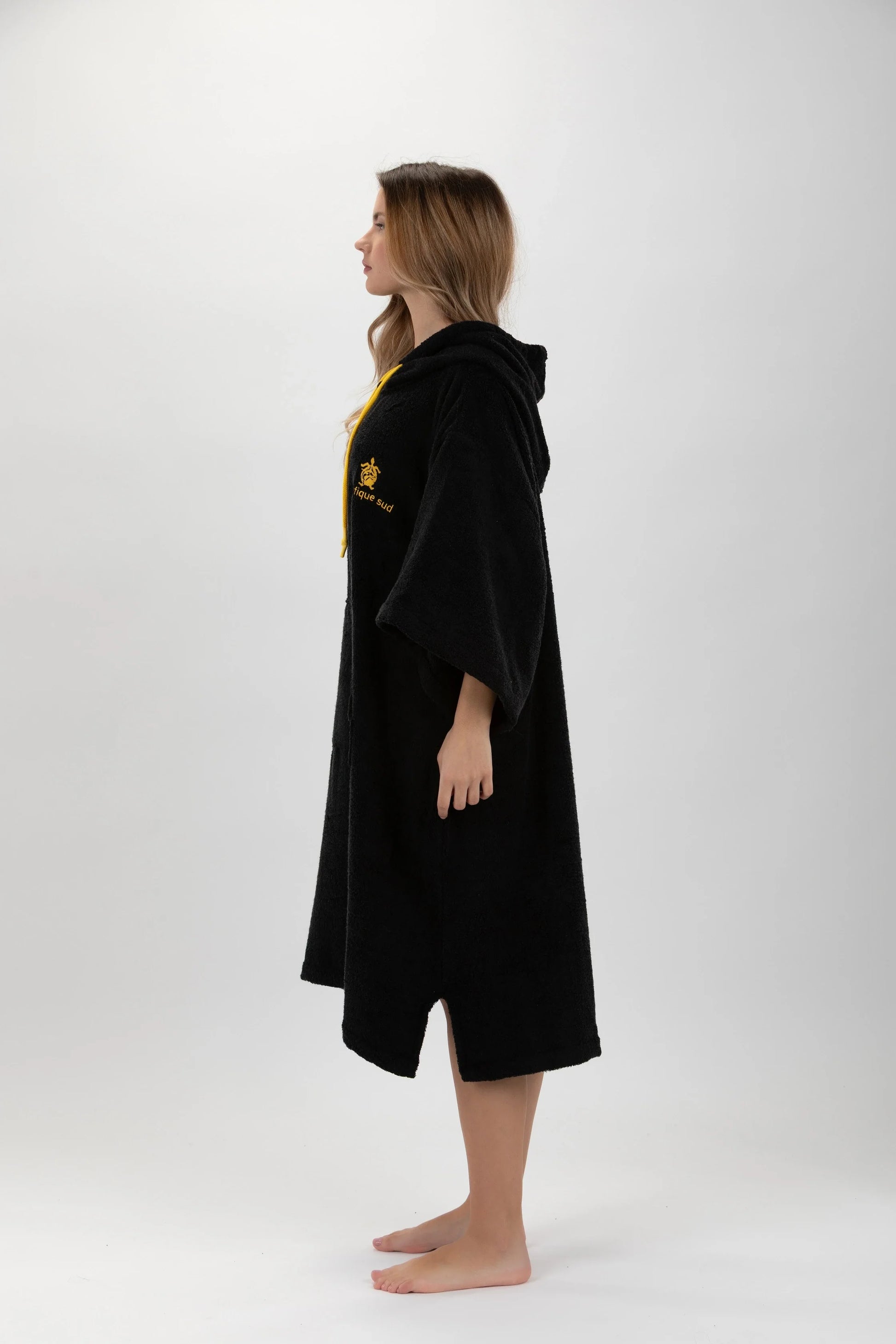 Poncho Preto - Tamanho Único - Tencel - Com mangas Made in Portugal - Pacifique Sud | vista 10