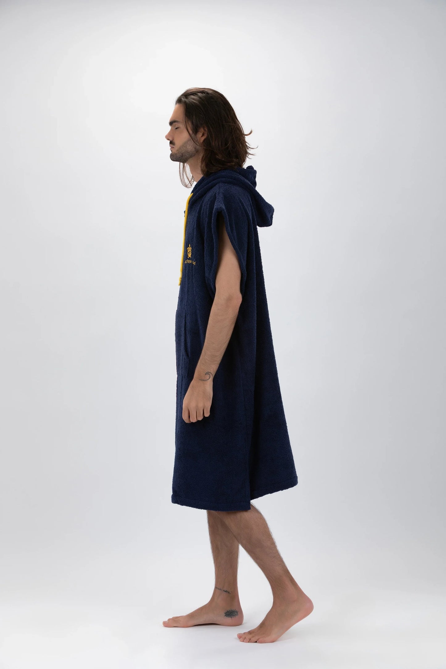 Poncho Surf Azul Grande sem Mangas — Algodão Artesanal Made in Portugal - Pacifique Sud | vista 2