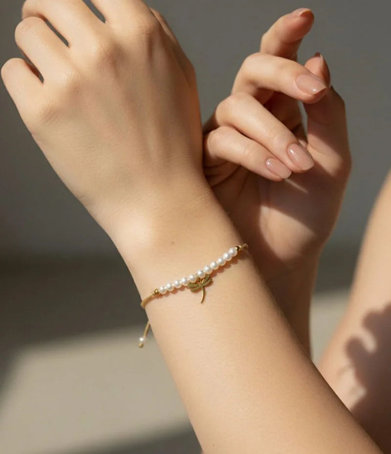 Pulseira Pérolas e Libelinha - IrinasB | vista 2