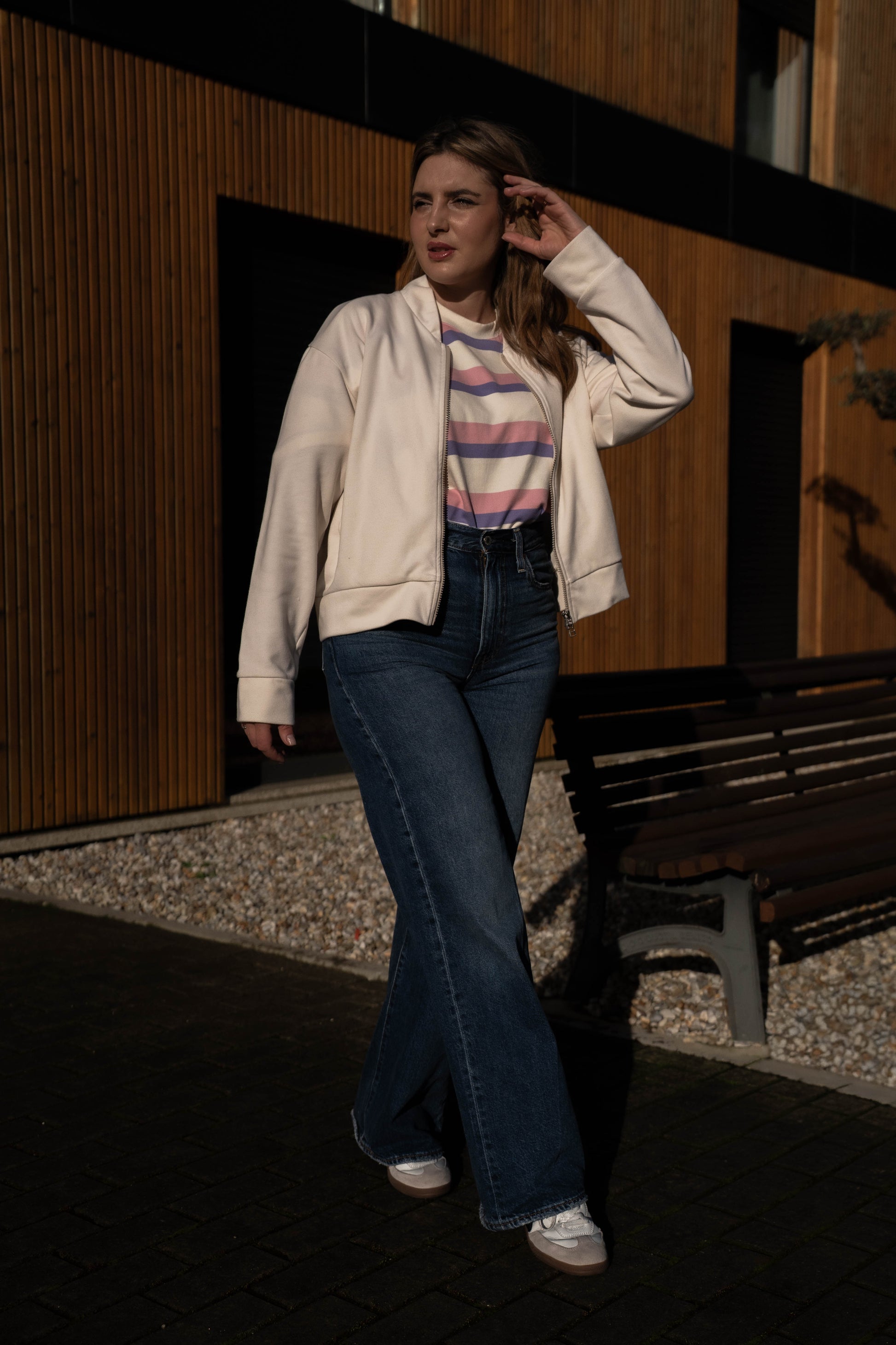 Bomber Jacket em Marfim Made in Portugal - Limon Rose | vista 14